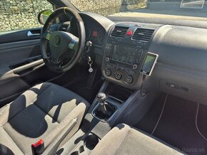 Volkswagen Golf V 1.6 Comfortline - 8