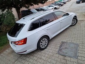 Škoda Superb Combi III 2.0 TDi SCR DSG Ambition 150k diesel - 8