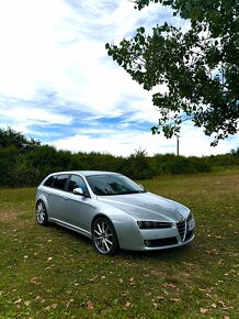 Alfa Romeo 159 ti - 8