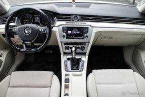 Volkswagen Passat Variant 2.0 TDI BMT Highline DSG - 8