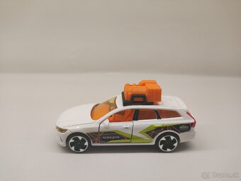 Autíčka Volvo 1:60 - 1:64 Majorette Matchbox - 8