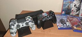 Playstation 4 Pro - 8