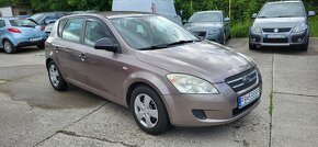 Kia Ceed 1.6 Crdi diesel 85 Kw rok 2008 SR - 8