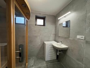 VEĽKÁ DOMAŠA - VALKOV APARTMÁNOVÝ DOM SO 6 OBYTNÝMI JEDNOTKA - 8