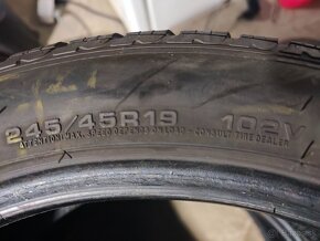 245/45 R19 - 8