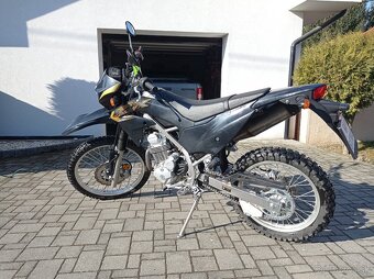 Kawasaki KLX 230 - 8