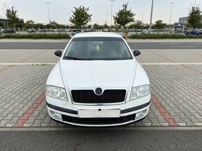 Škoda Octavia II 1.9 TDi 77kw serviska STK 8/2026 - 8