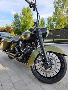 Harley Davidson Road king - 8