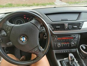 BMW X1 xDRIVE 18d 2014 - 8