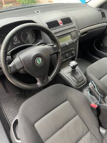 Škoda octavia II 2.0TDI 103kw DSG - 8