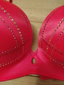 Victoria secret 36C - 8