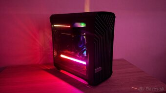 Herný PC Ryzen 7 7800X3D, RX 7900 XT 20GB, 32GB, 2TB - 8