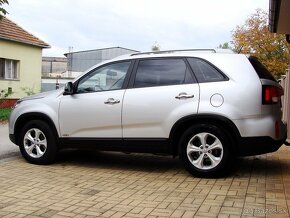 Kia Sorento 2,2 CRDI 4x4 FACELIFT Dream Team - 8