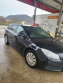 Opel insignia sports rourer SW 2,0 diesel - 8