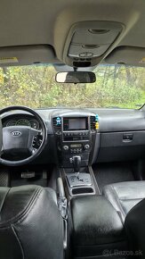 Kia Sorento - 8