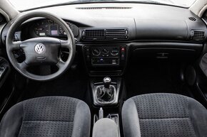 VOLKSWAGEN PASSAT VARIANT 1.9 TDI COMFORTLINE M5 - 8