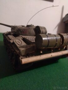 Pamiatka na vojnu.Tank T55 - 8