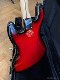 Fender Squier Jazz bass - 8