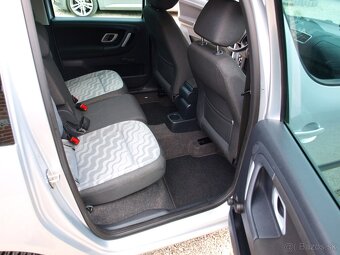 Škoda Roomster 1.4 16V Comfort - 8