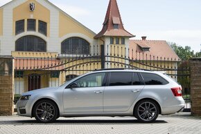 Škoda Octavia Combi 2.0 TDI DPF RS - 8