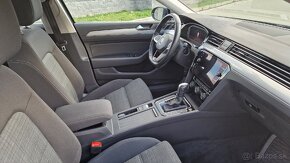 Passat Bussines 2.0tdi Virtual IQlight IQdrive aj úver - 8