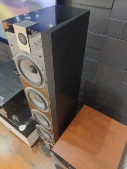 Focal Chorus v 836v - 8