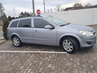 OPEL ASTRA H FACELIFT - 8