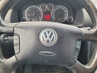 predám Volkswagen Sharan 1.9 TDI Highline - 8