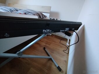 Vymením Korg pa3xle - 8