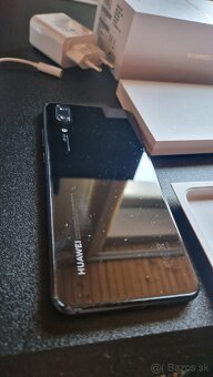 Huawei P20 (nie Lite, nie Pro) 128GB, dual sim - 8