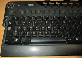 klávesnicu IBM model SK-8815. - 8