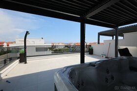 Vodice(HR) –Moderná novostavba rodinného domu s jacuzzi - 8