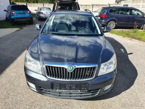 ŠKODA OCTAVIA COMBI 1.6 TDI 77KW ELEGANCE - 8