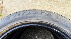 Zimne pneu 235/45 R18 - 8