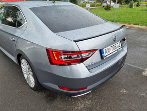 SKODA SUPERB 3 spoiler kridlo lipko na kufor - 8