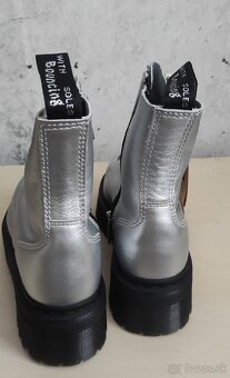 Dr. Martens Jadon Silver - 8