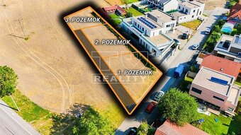 Stavebný pozemok 1690 m2 na výstavbu rodinných domov v... - 8