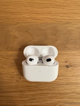 AirPods 3 (3. generácia) - 8