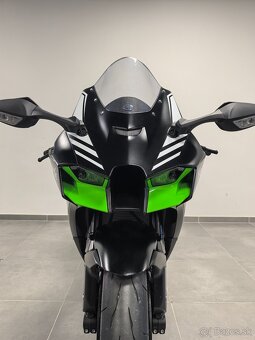 Kawasaki ZX-10R Ninja - 8