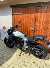 yamaha mt07 - 8