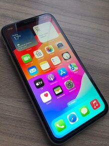 iPhone XR, 64GB - 8