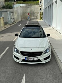 Mercedes Benz CLA 220AMG - 8