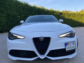 Alfa Romeo Giulia Veloce Q4 - 8