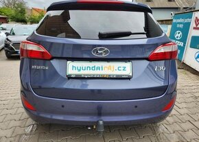 Hyundai i30 1.6-spotř5,5l/100km-PĚKNÝ STAV - 8