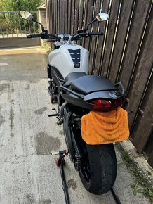 Yamaha FZ1-S 1000 110kw 2014 - 8