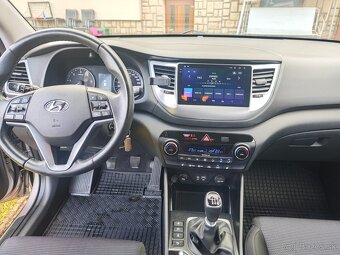 Hyundai Tucson 2.0 CRDi Family 4x4 - 8