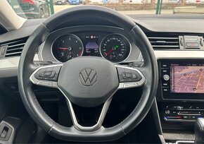 Volkswagen Passat Variant 2.0 TDI EVO Business DSG - 8