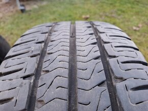 Predám 225/65 R16 CP - 8