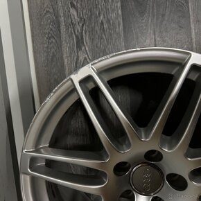 Alu AUDI 5x112 19” 4G0601025S - 8