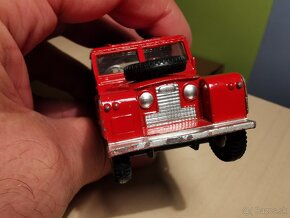 Corgi toys Land Rover - 8